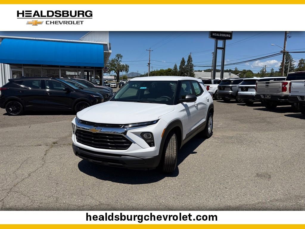 2026 Chevrolet Trailblazer LS AWD's photo