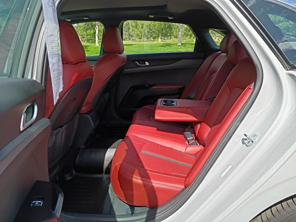 Used 2021 Wolf Gray Kia GT-Line image 19