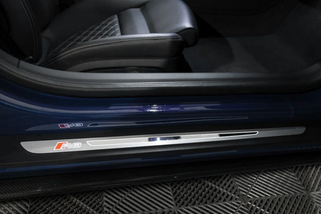 Used 2023 Blue Audi V10 performance image 25