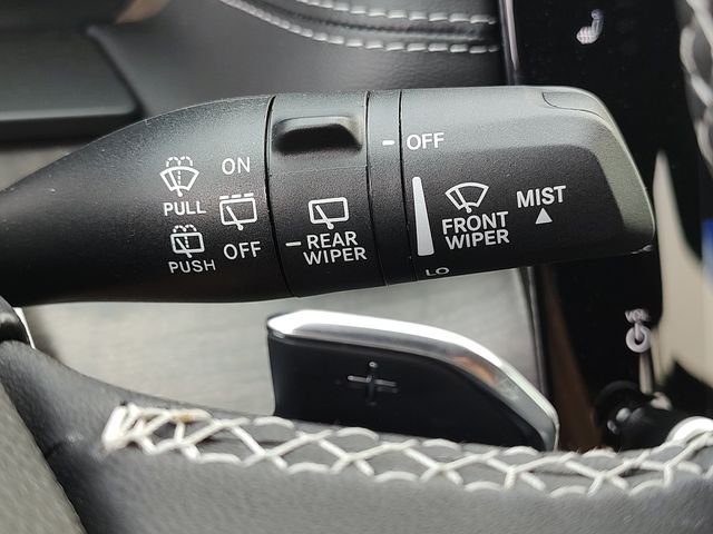 New 2026 Silver Zynith Exterior Paint Jeep Altitude image 21