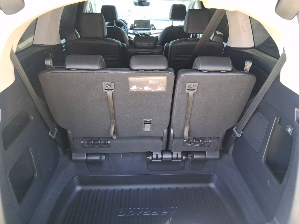 Used 2025 Black Honda EX-L image 6