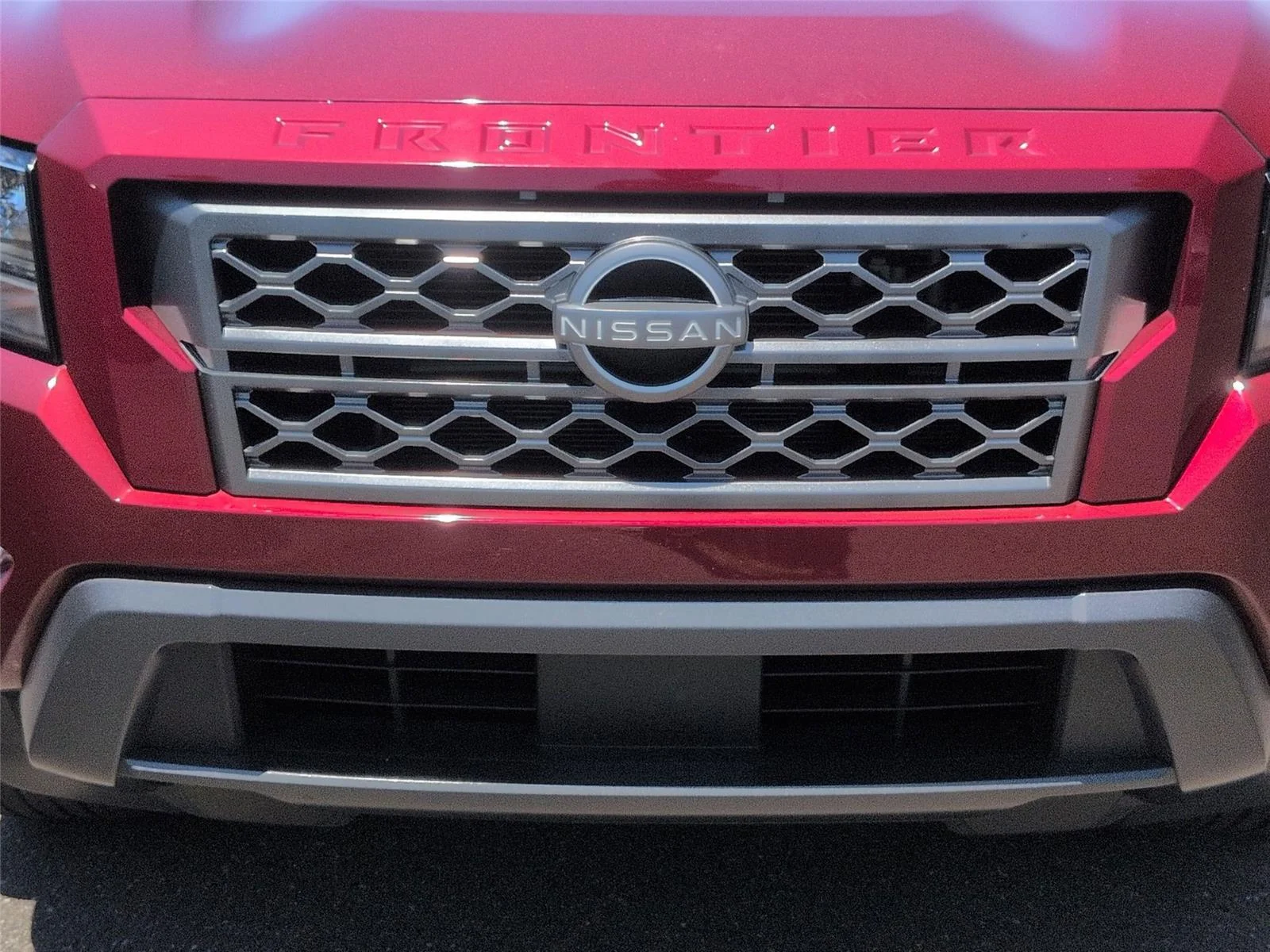 Used 2022 Cardinal Red Tricoat Nissan SV image 14