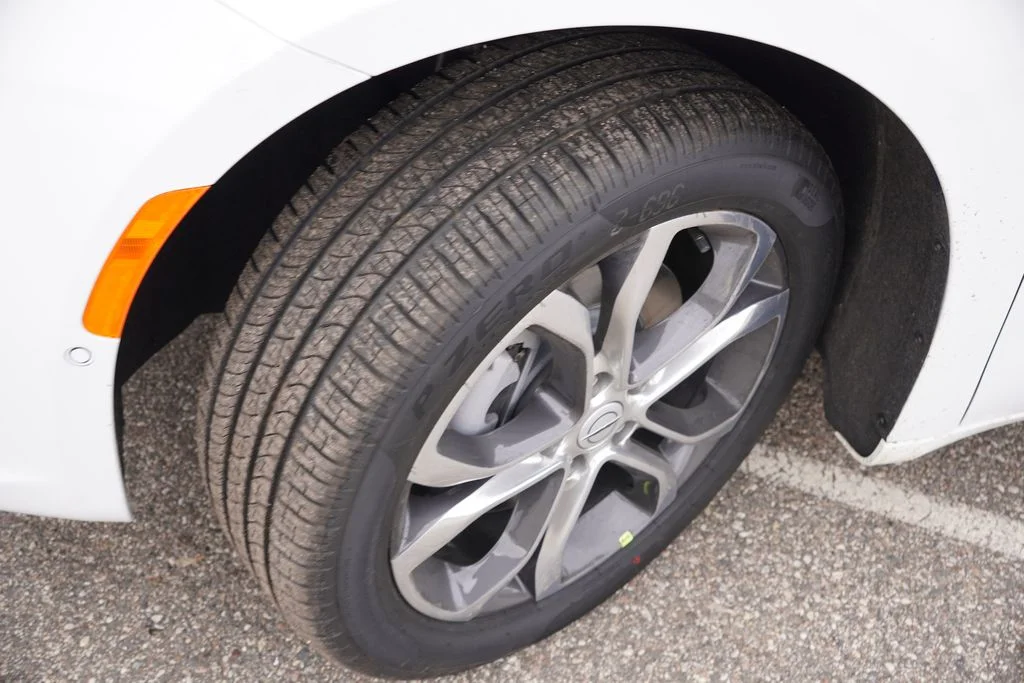 New 2026 White Chrysler Pinnacle image 9