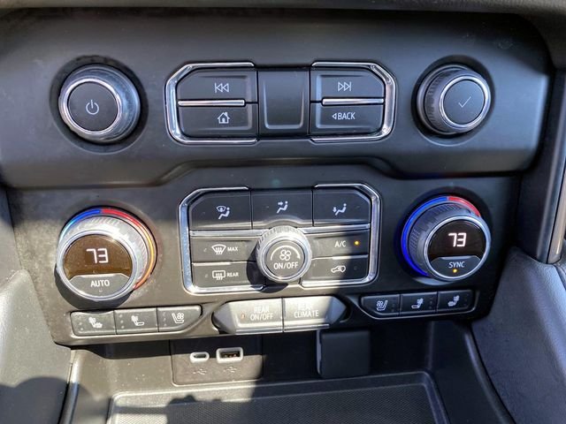 Used 2022 Black Chevrolet High Country image 18