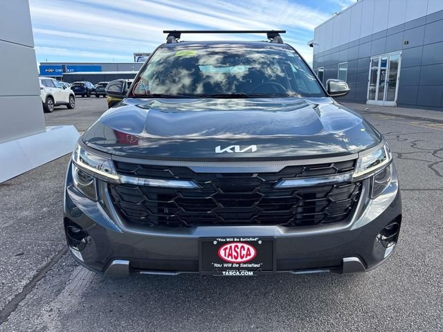 Used 2024 Gray Kia X-Line image 3