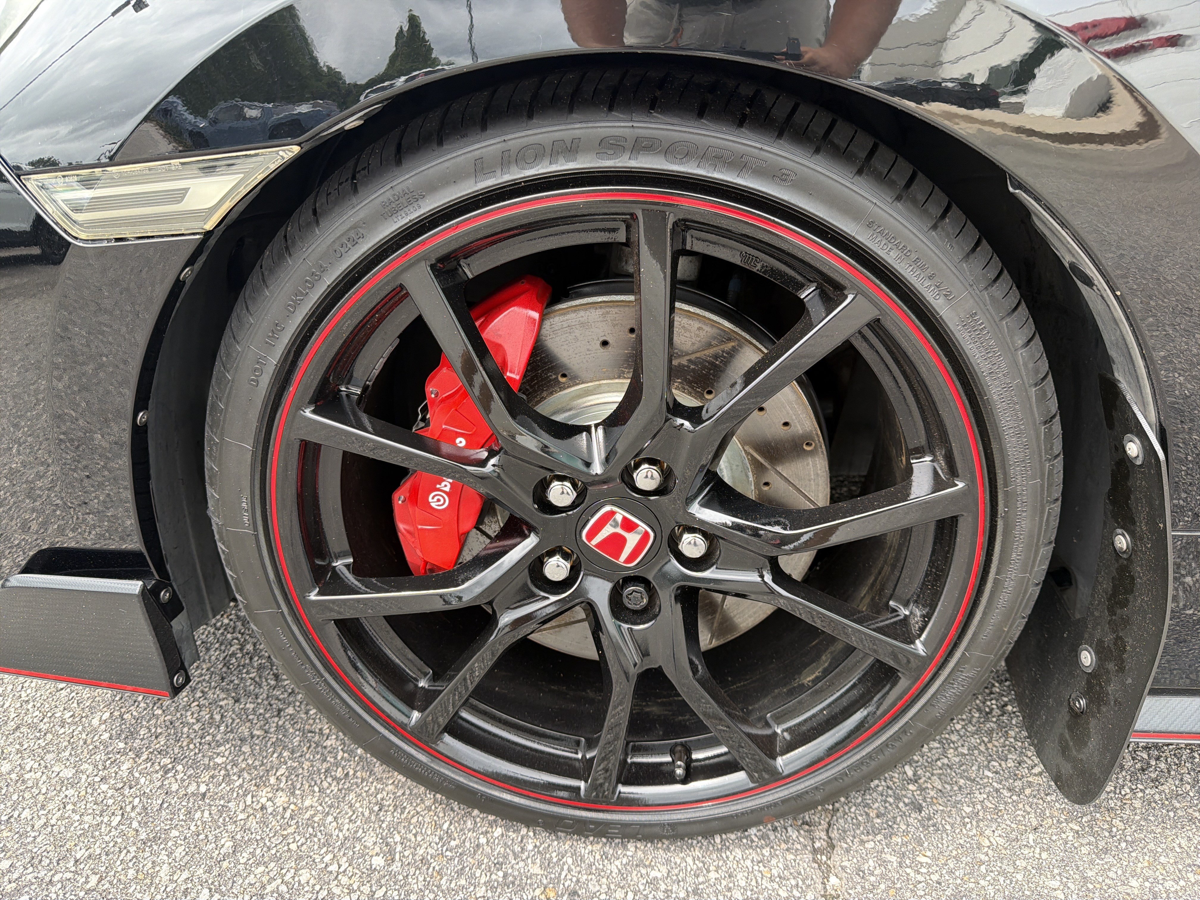 Used 2017 Crystal Black Pearl Honda Type R Touring image 19