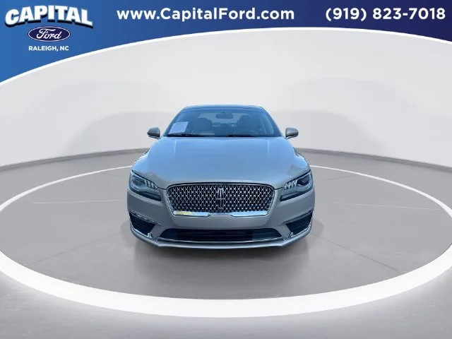 Used 2017 Gold Lincoln Premiere image 3