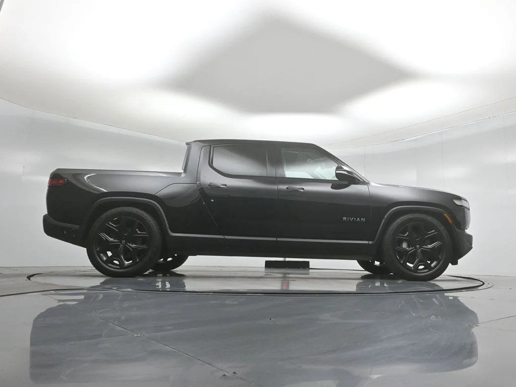 Certified Used 2023  Rivian Adventure image 40