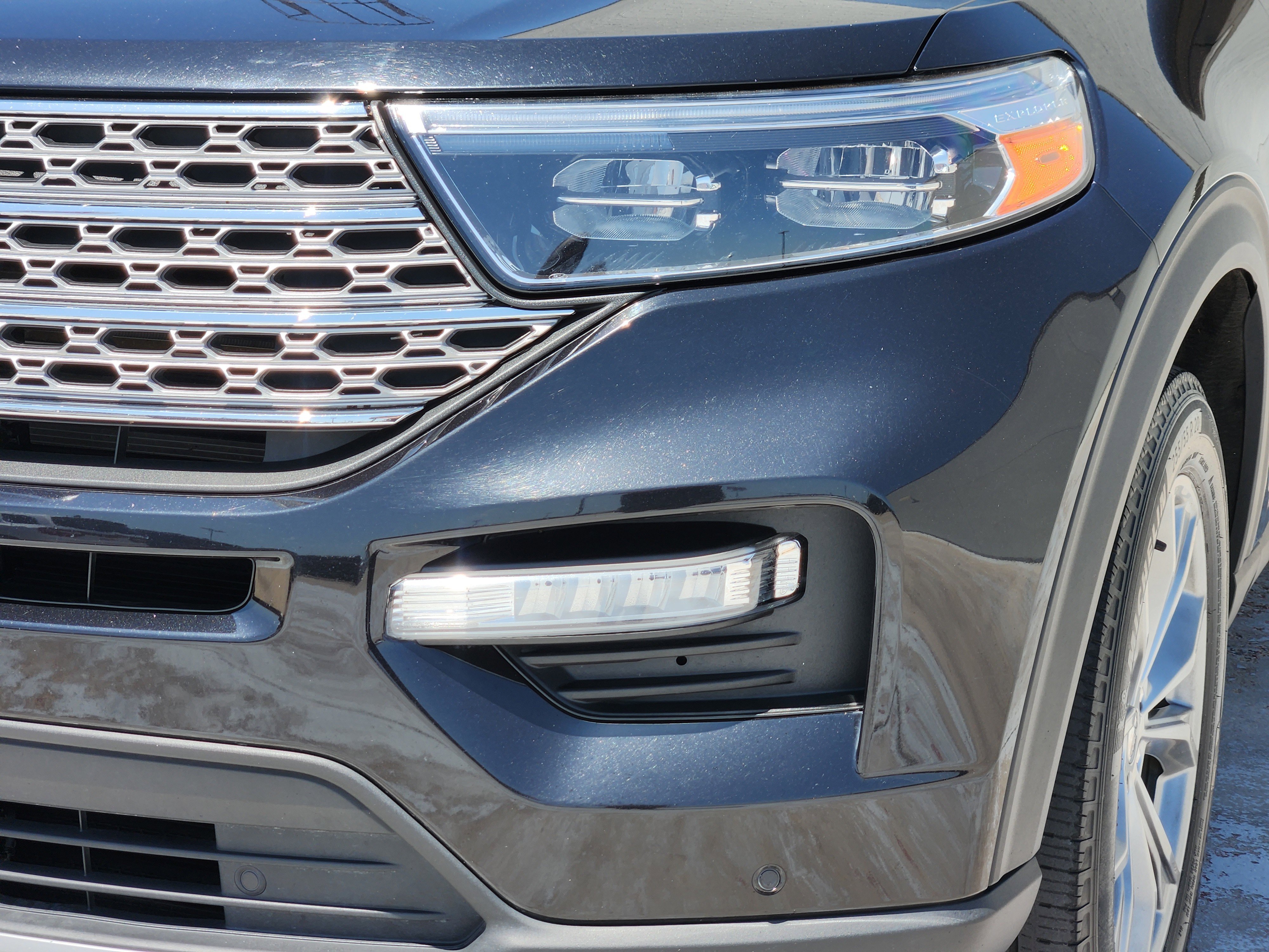 Used 2023 Agate Black Metallic Ford Limited image 11