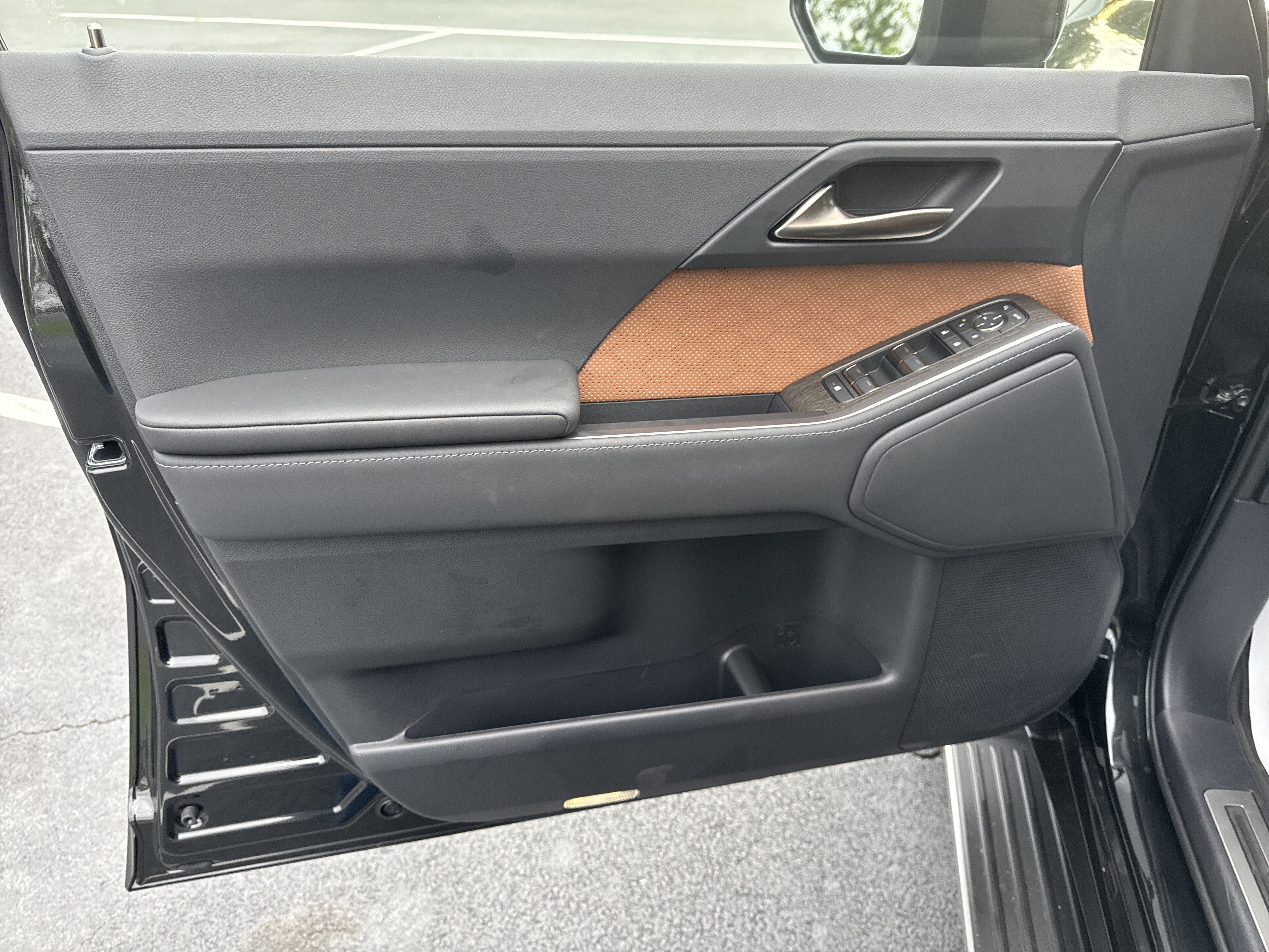 2026 Lexus GX Premium - Photo 23