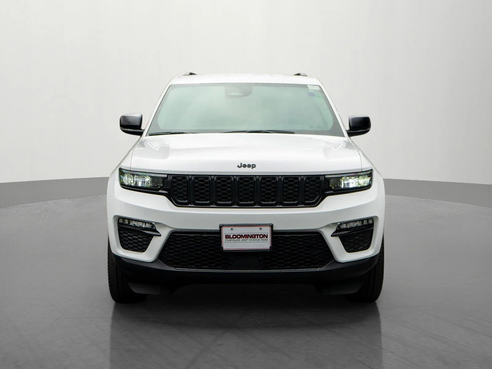 Used 2023 Jeep Grand Cherokee Limited with VIN 1C4RJHBG0PC533746 for sale in Minneapolis, Minnesota