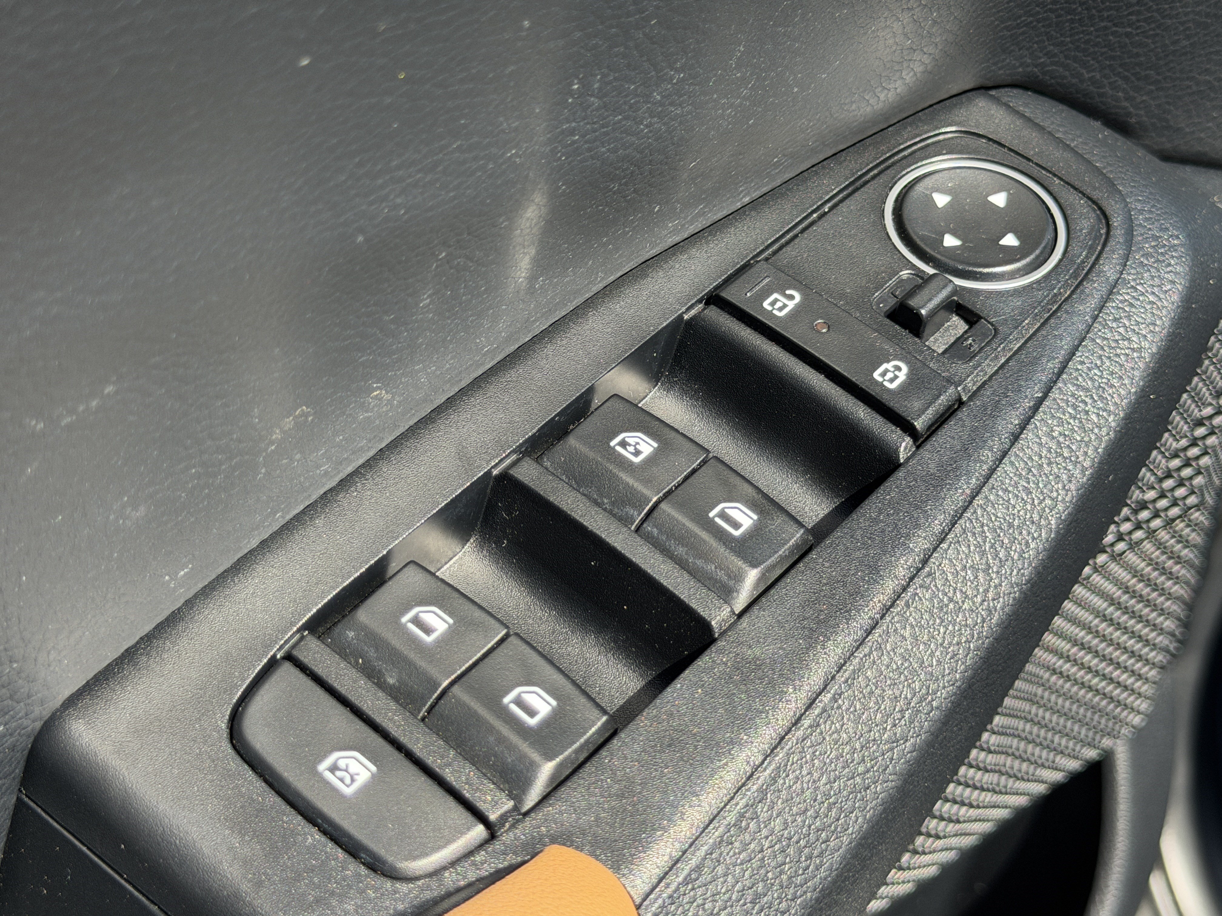 Certified Used 2024 Snow White Pearl Kia EX image 14