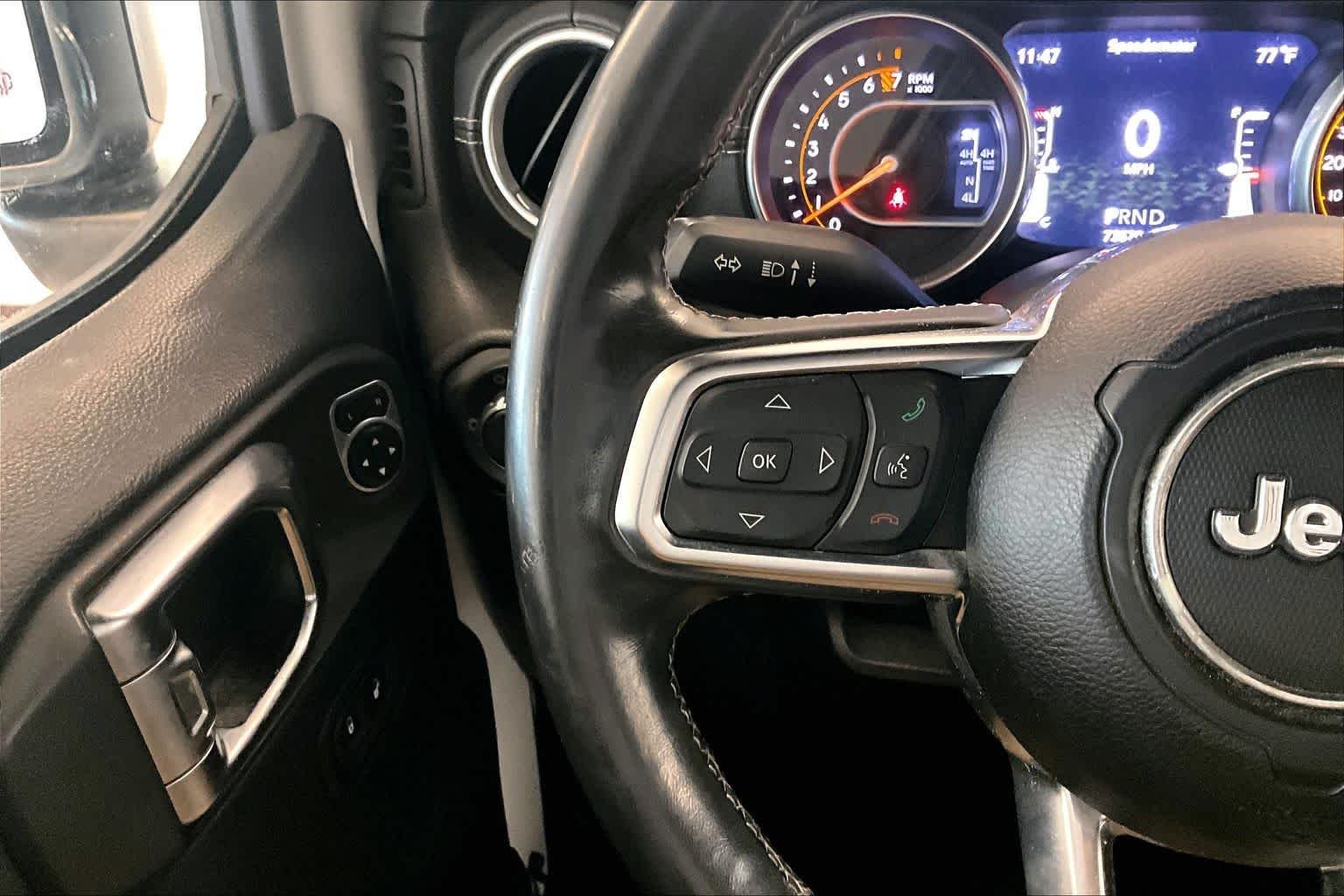 Used 2018 Bright White Clearcoat Jeep Sahara image 21