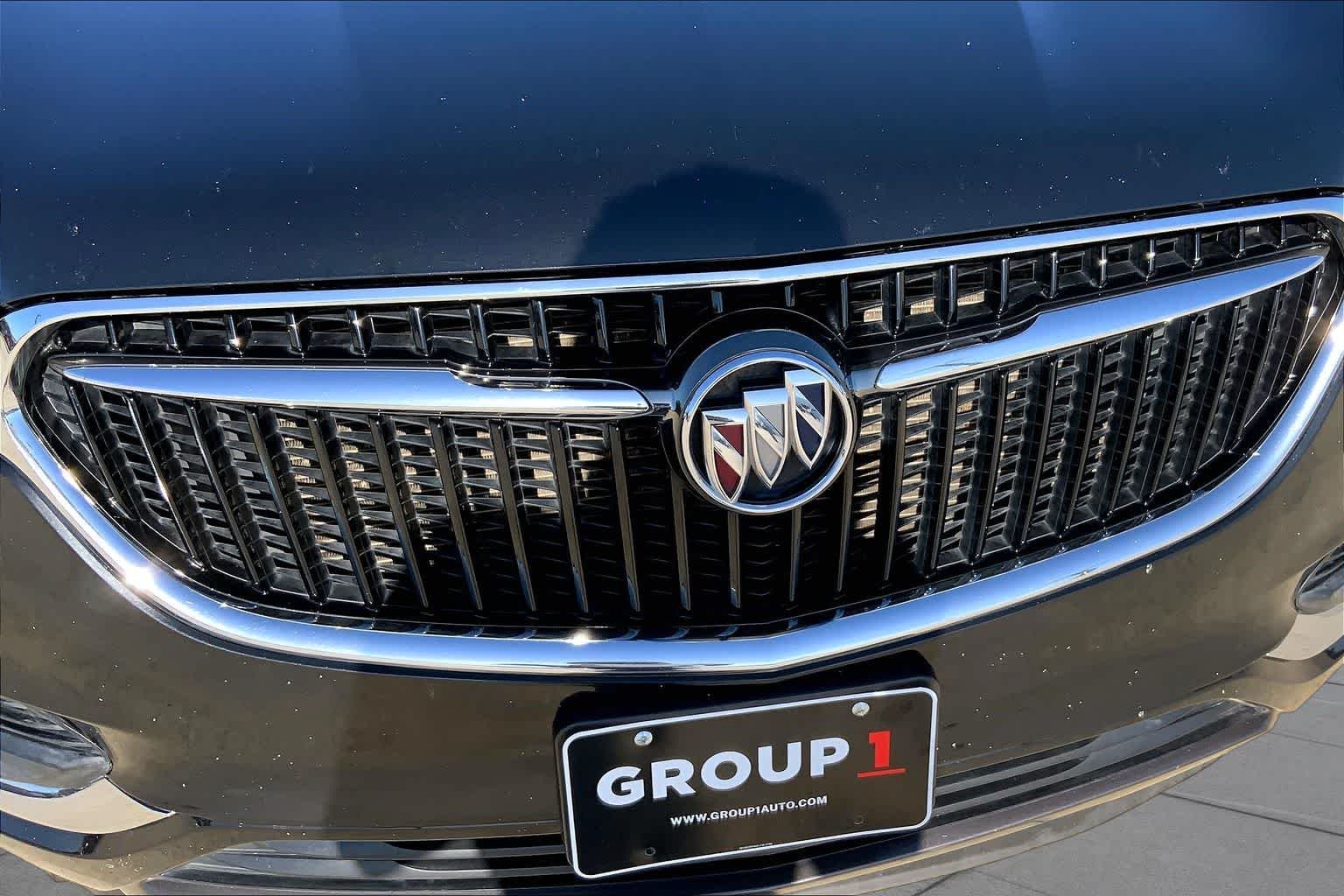 Used 2020 Ebony Twilight Metallic Buick Essence image 29