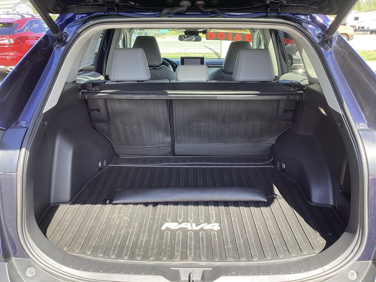 Used 2023 Blueprint Toyota XLE Premium image 7