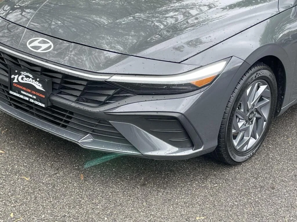 Certified Used 2024 Ecotronic Gray Hyundai SEL image 13