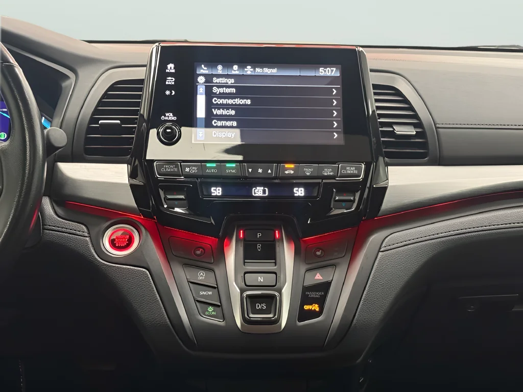 2024 Honda Odyssey SPORT - Photo 17