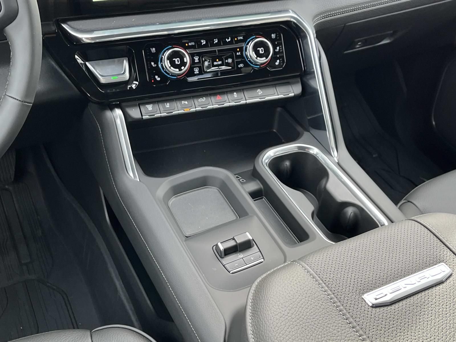 2026 GMC Sierra 2500HD Denali - Photo 15