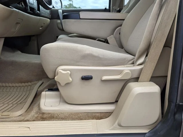 Used 2012 Gray Chevrolet LT image 12