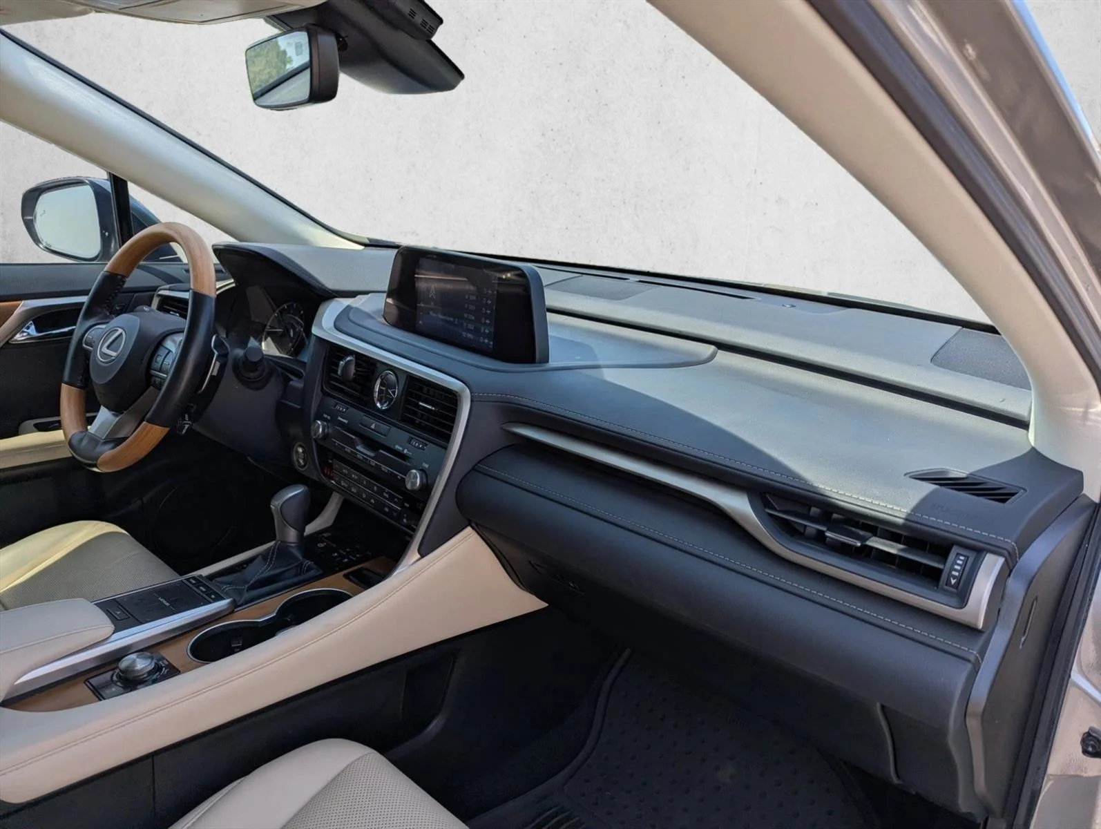 Used 2022 Atomic Silver Lexus RX 350 image 27