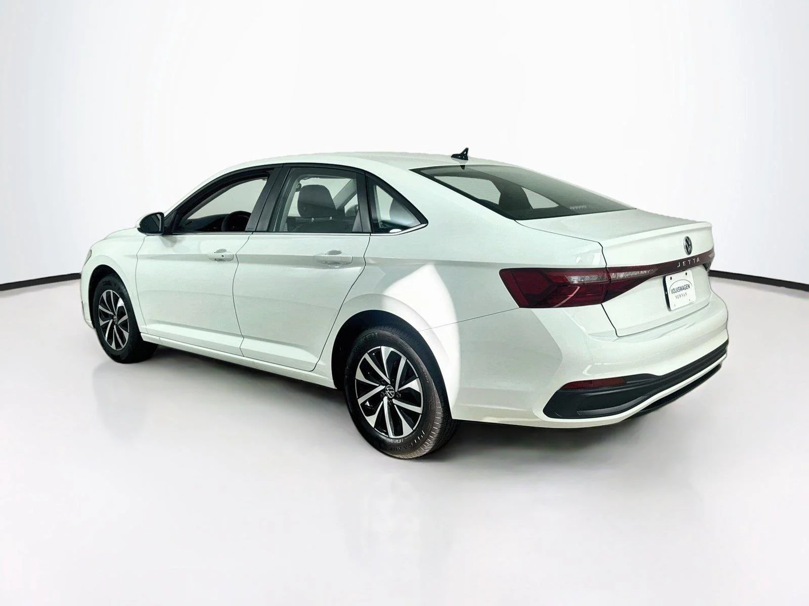 New 2027 Pure White Volkswagen S image 7