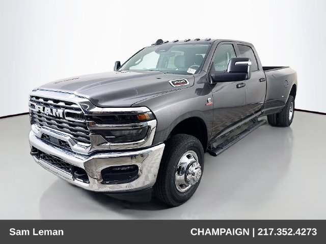 New 2026 Granite Crystal Metallic Clear-Coat Exterior Paint RAM Tradesman image 3