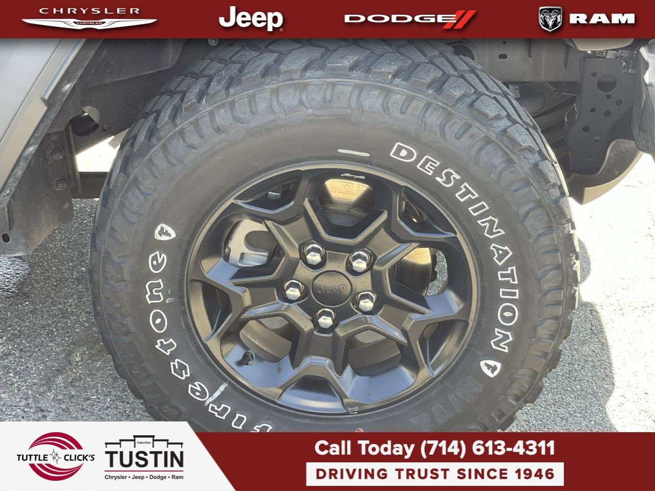 Used 2023 Sting-Gray Clearcoat Jeep 4DR 4WD image 10