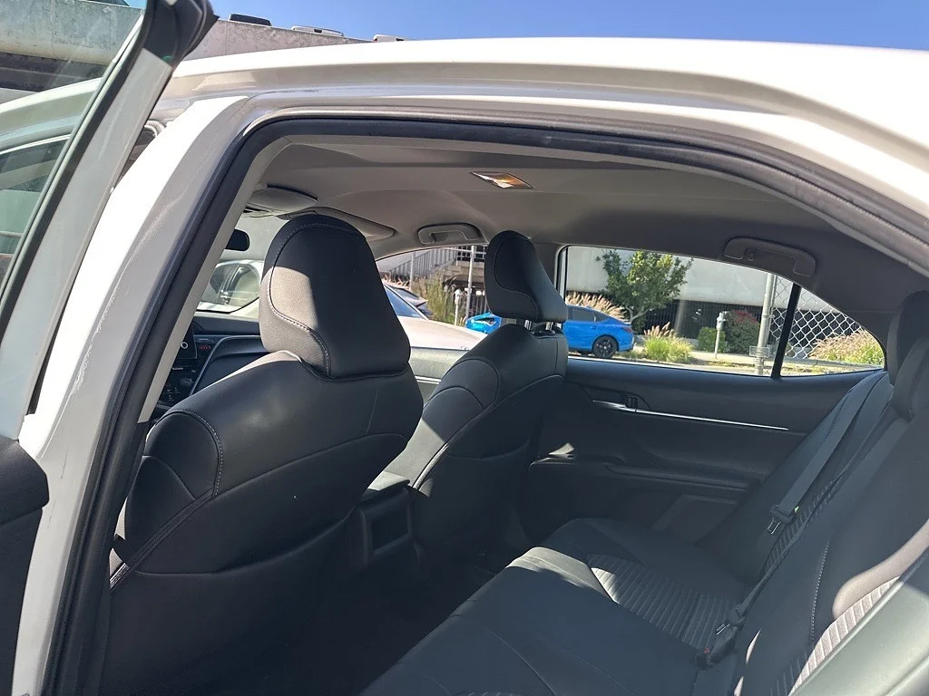 Used 2023 Ice Cap Toyota SE image 8