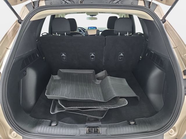 Used 2020 Gold Ford SE image 32