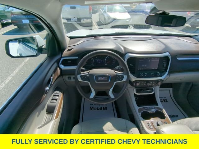 Used 2023 White GMC SLE image 41