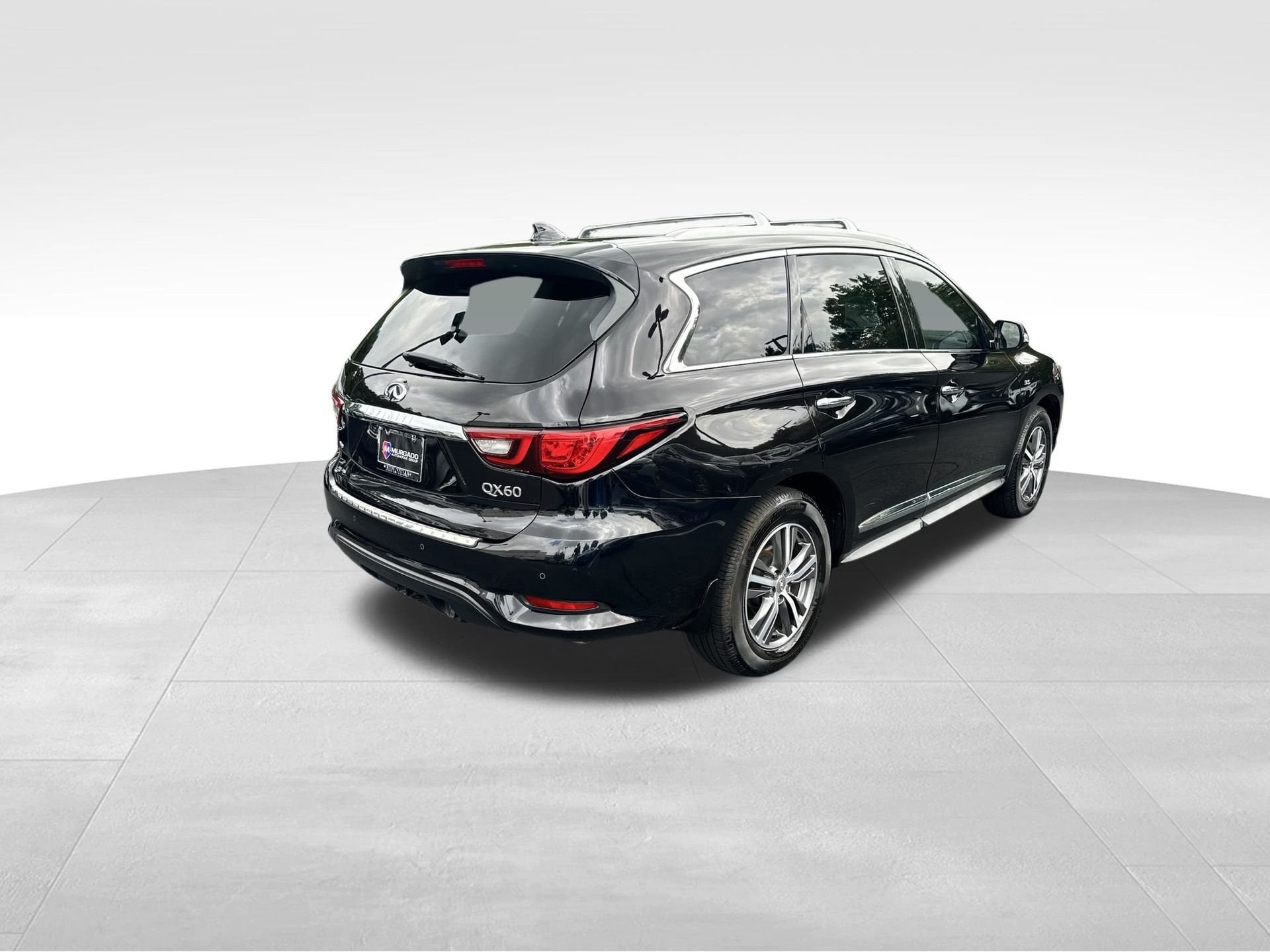 Used 2020 Black INFINITI LUXE image 22