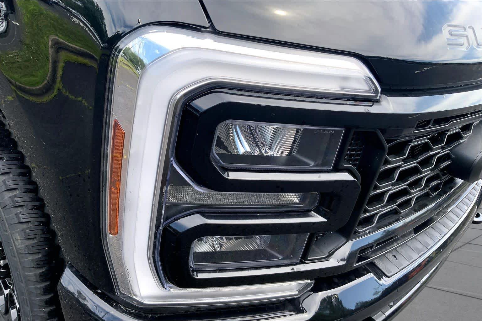 New 2026 Agate Black Metallic Ford F-350® Lariat® image 13