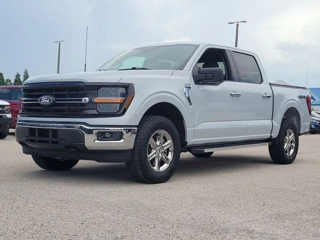 Used 2025 White Ford XLT image 31