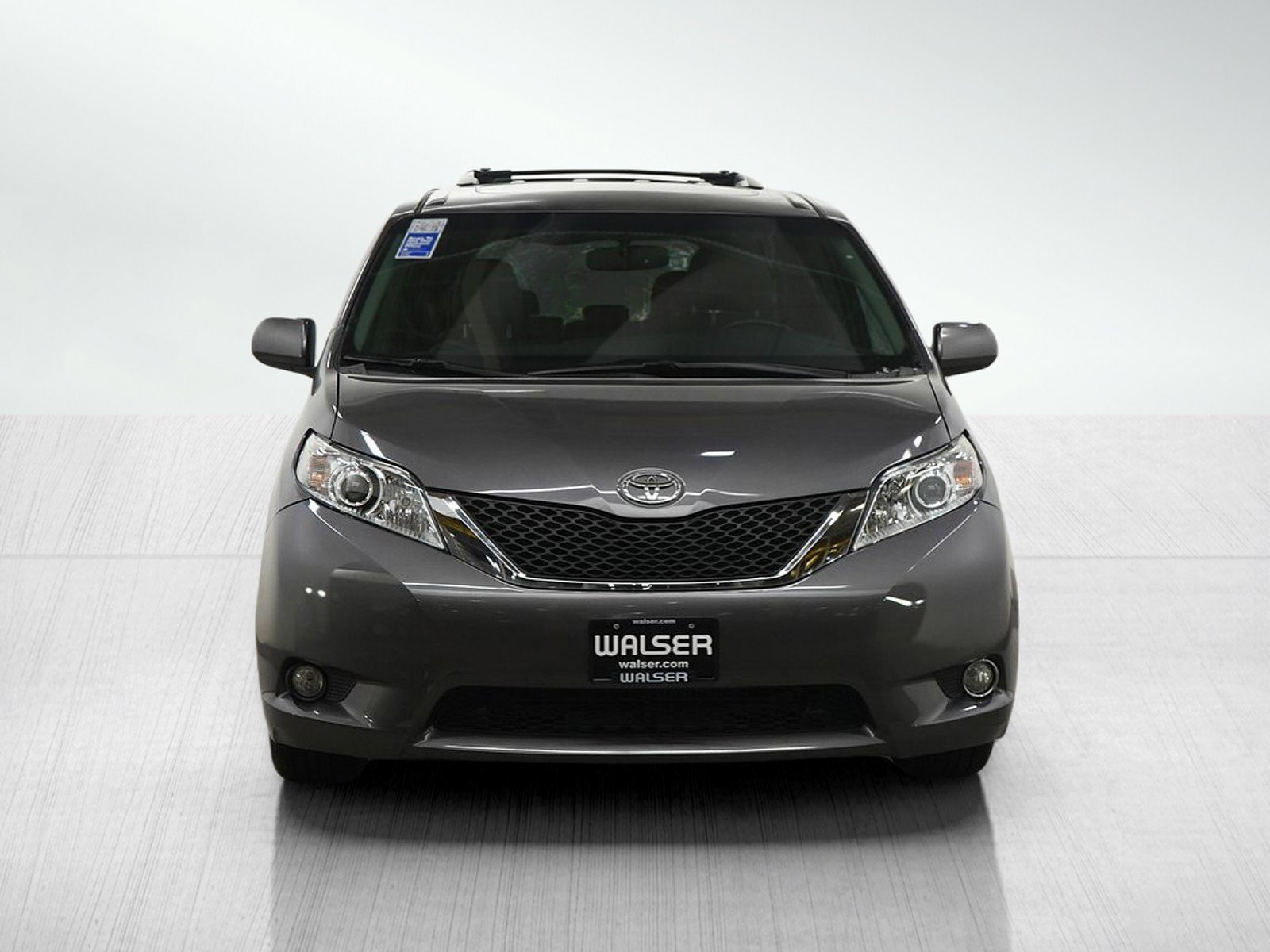 2017 Toyota Sienna XLE Premium - Photo 8