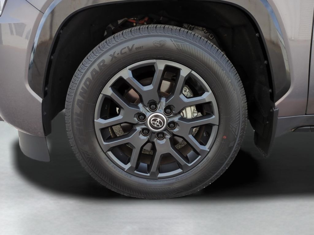 Used 2024 Gray Toyota Platinum image 27