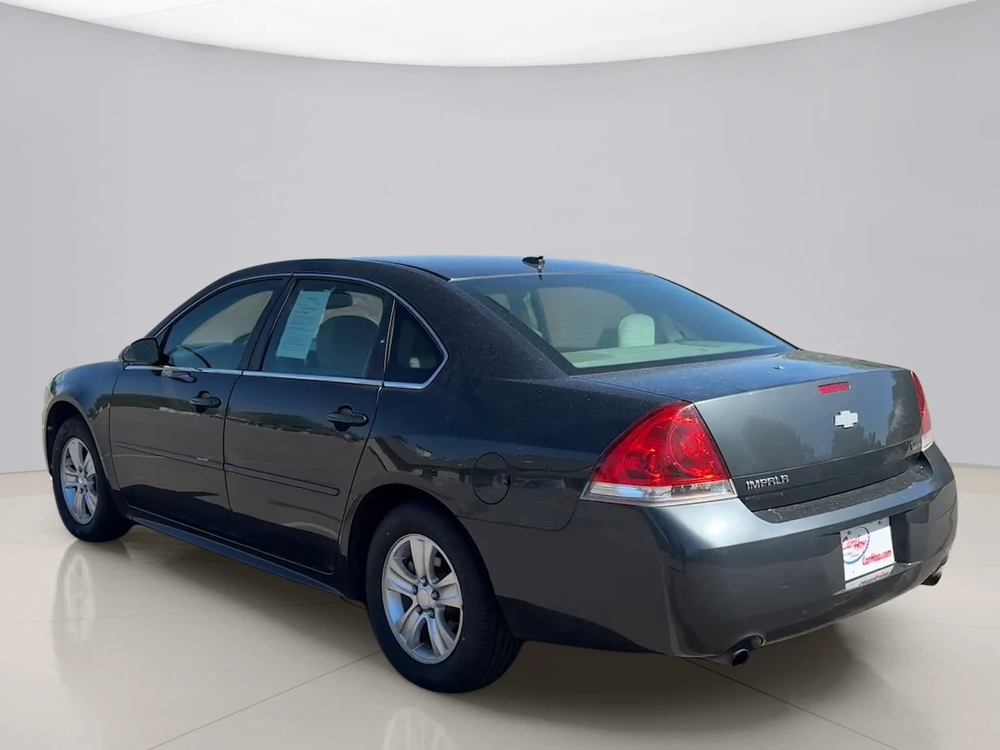 Used 2013 Gray Chevrolet LS image 3