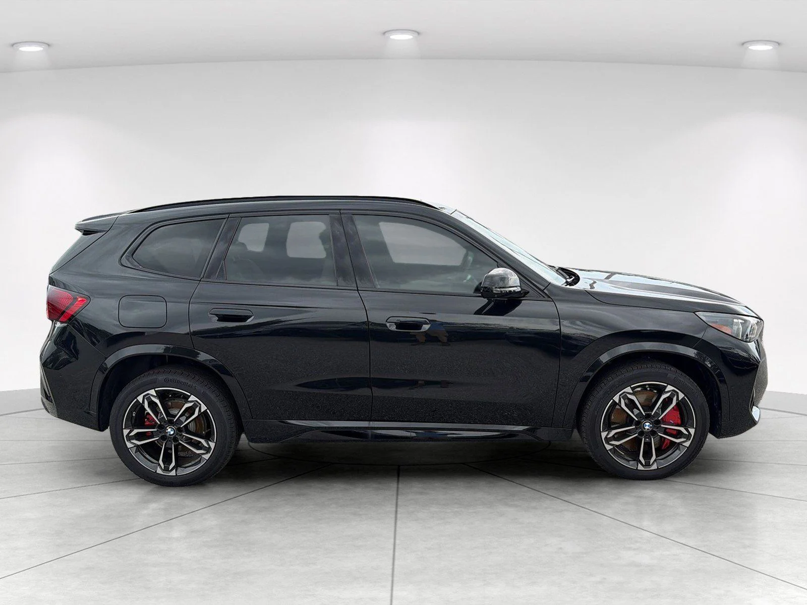New 2026 Black Sapphire Metallic BMW xDrive28i image 3
