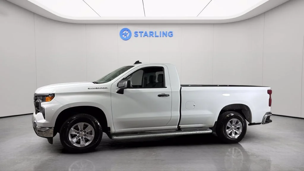 Used 2025 Summit White Chevrolet WT image 2