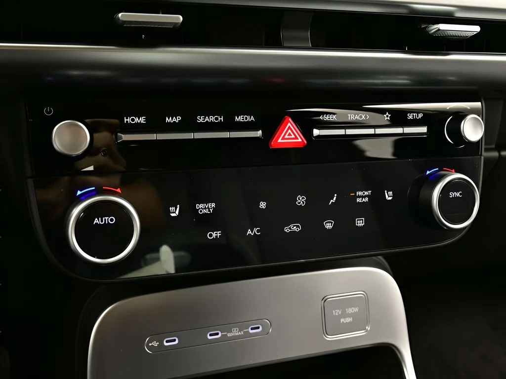 New 2026 Cyber Gray Hyundai SE image 17