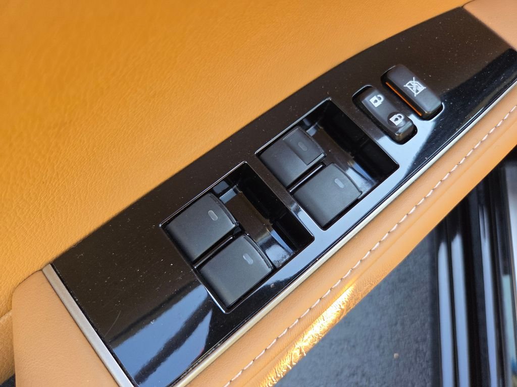 Used 2017 Obsidian Lexus 350 image 33