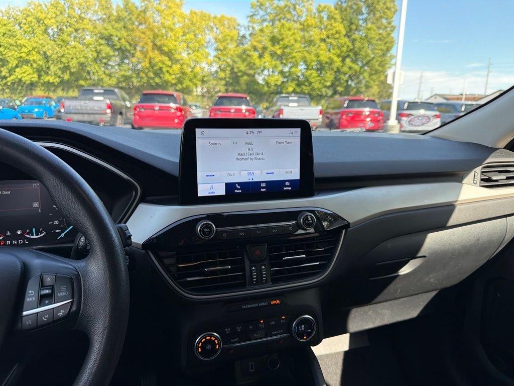 Used 2020 Black Metallic Ford SE image 14