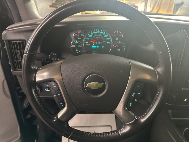 2017 Chevrolet Express Passenger 2500 LS photo 2