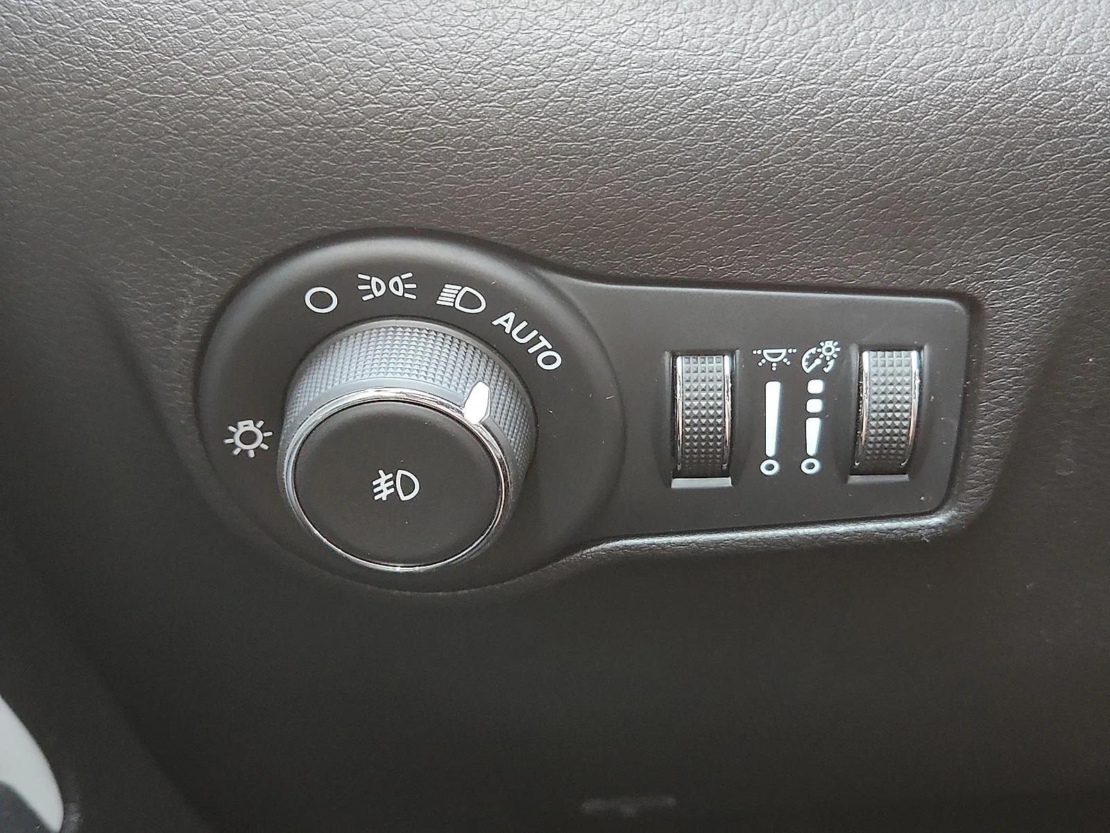 2025 Jeep Compass Limited - Photo 21