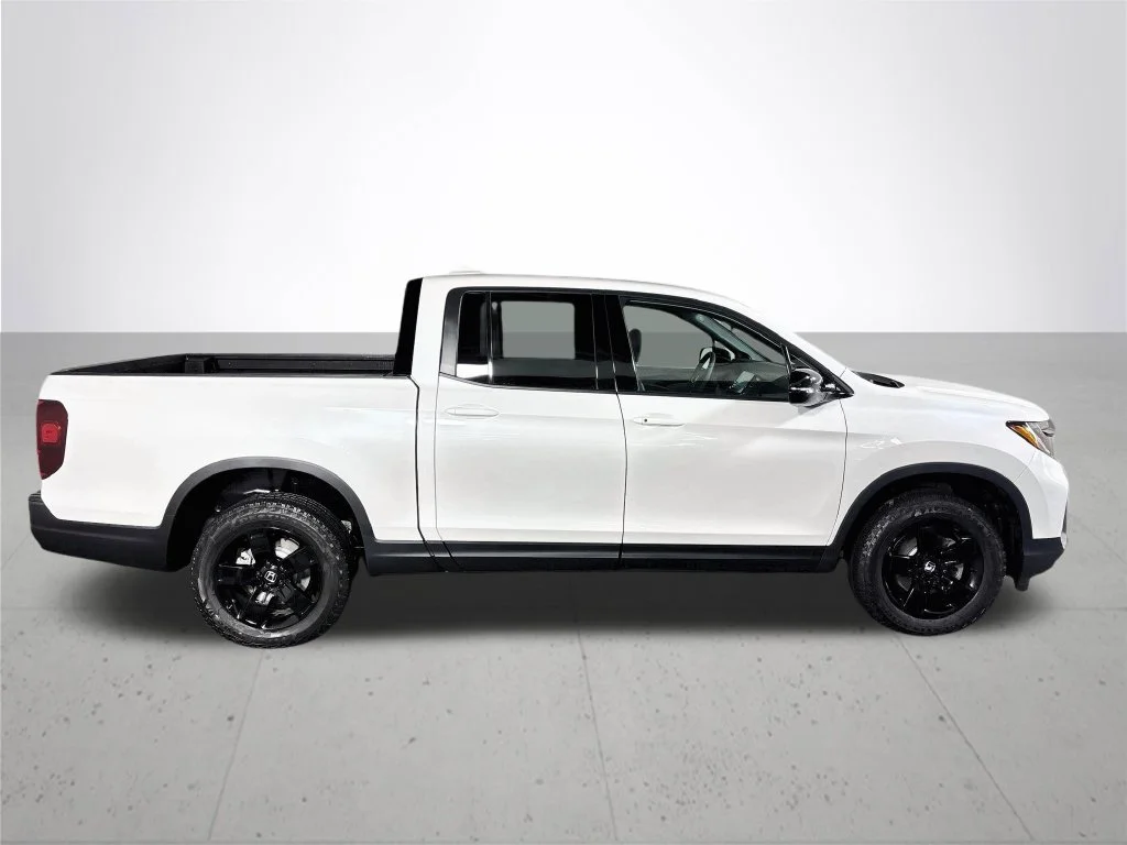 New 2026 Platinum White Pearl Honda Black Edition image 5