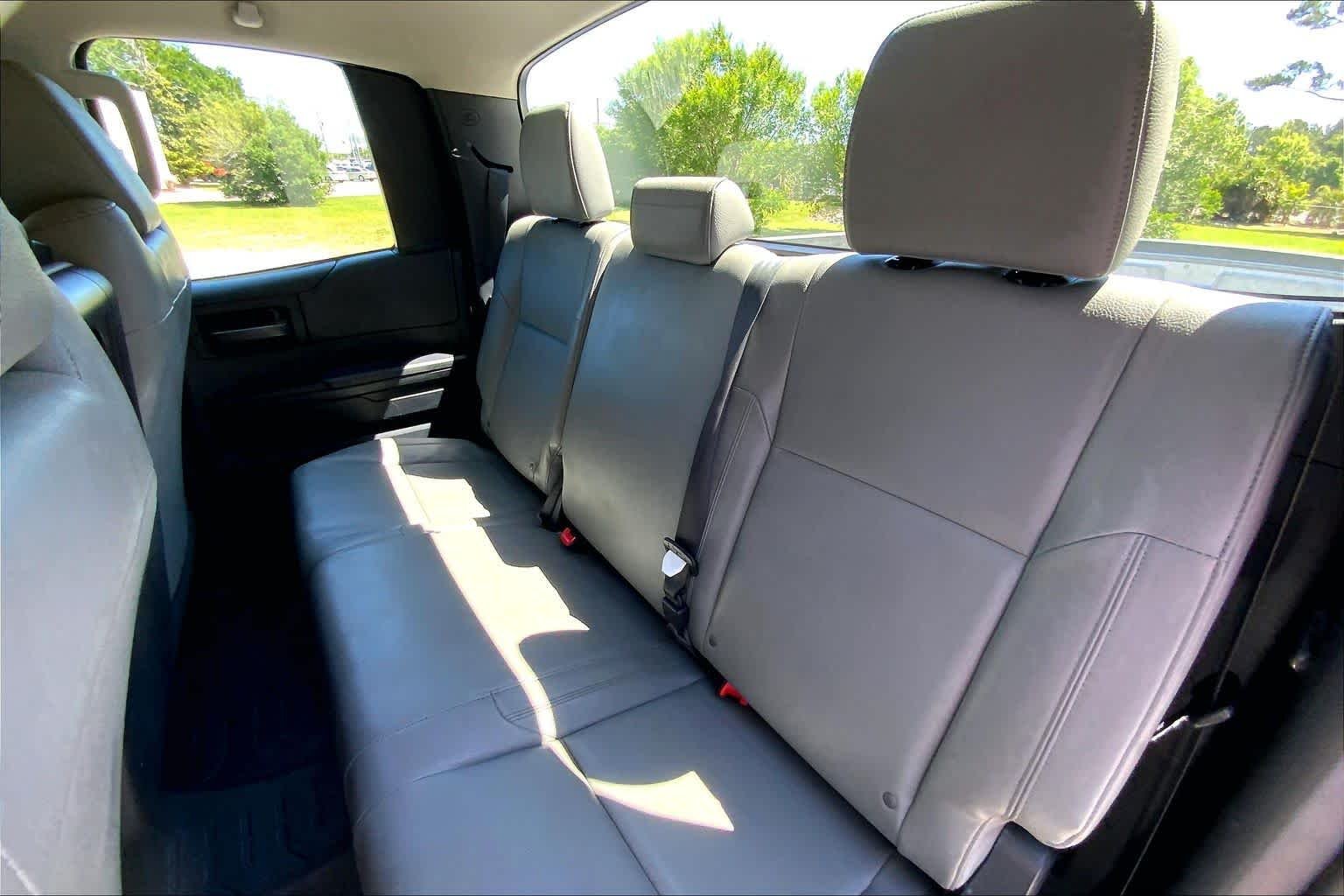Used 2014 Silver Sky Metallic Toyota SR image 19