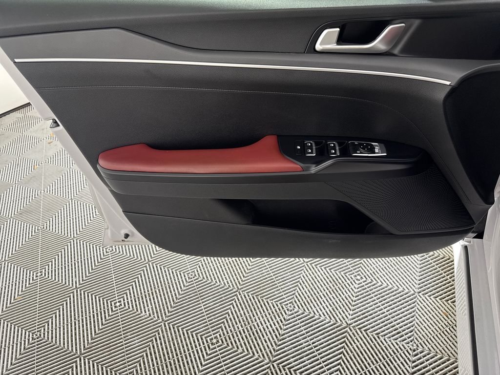 2023 Kia K5 GT-Line - Photo 10