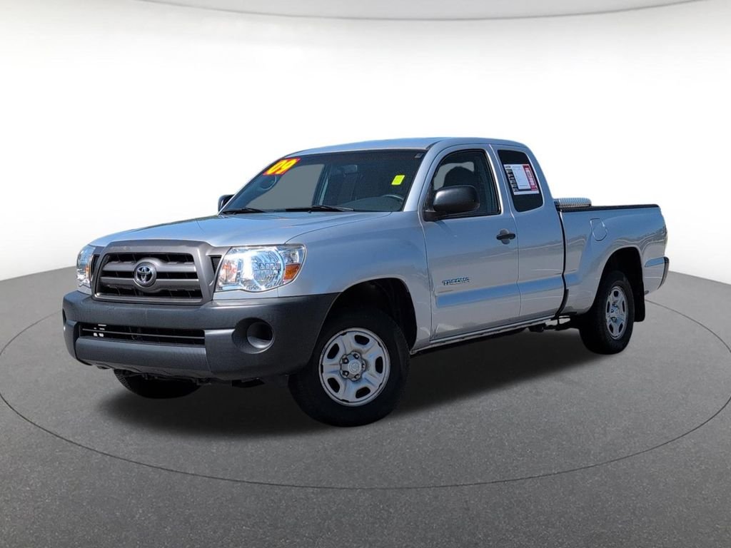 Used 2009 Silver Toyota Base image 1
