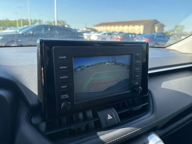 2019 Toyota RAV4 LE - Photo 57