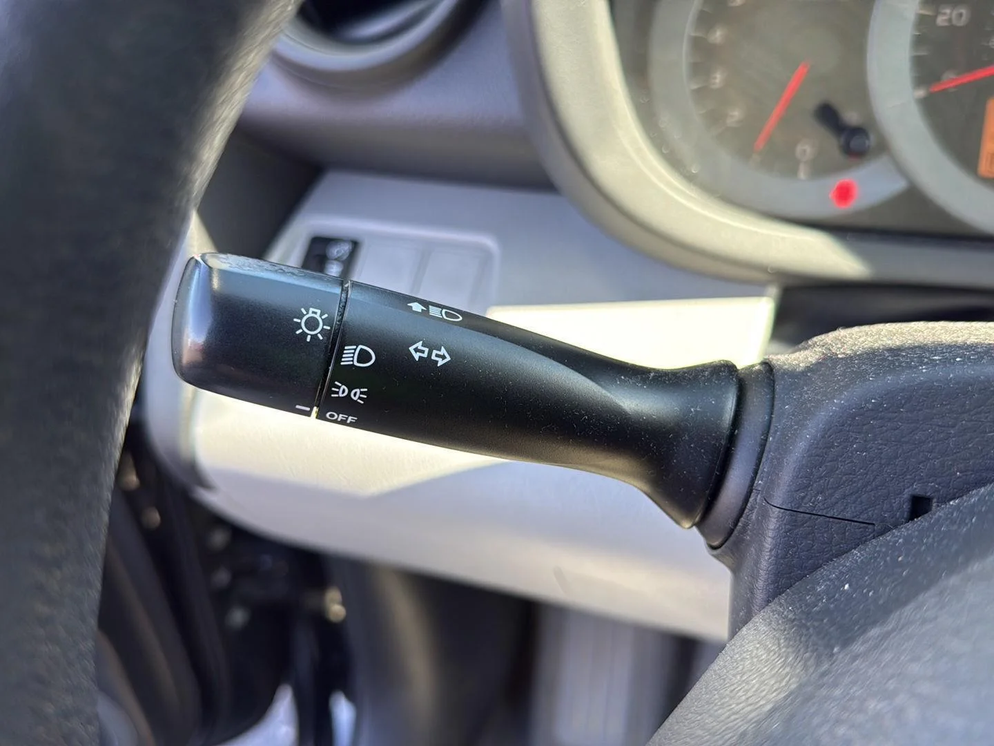 Used 2012 Black Toyota Base image 15