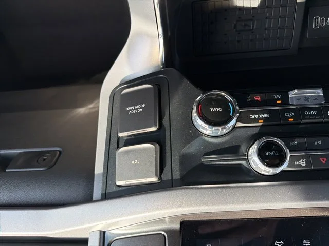New 2026 Oxford White Ford XLT image 22
